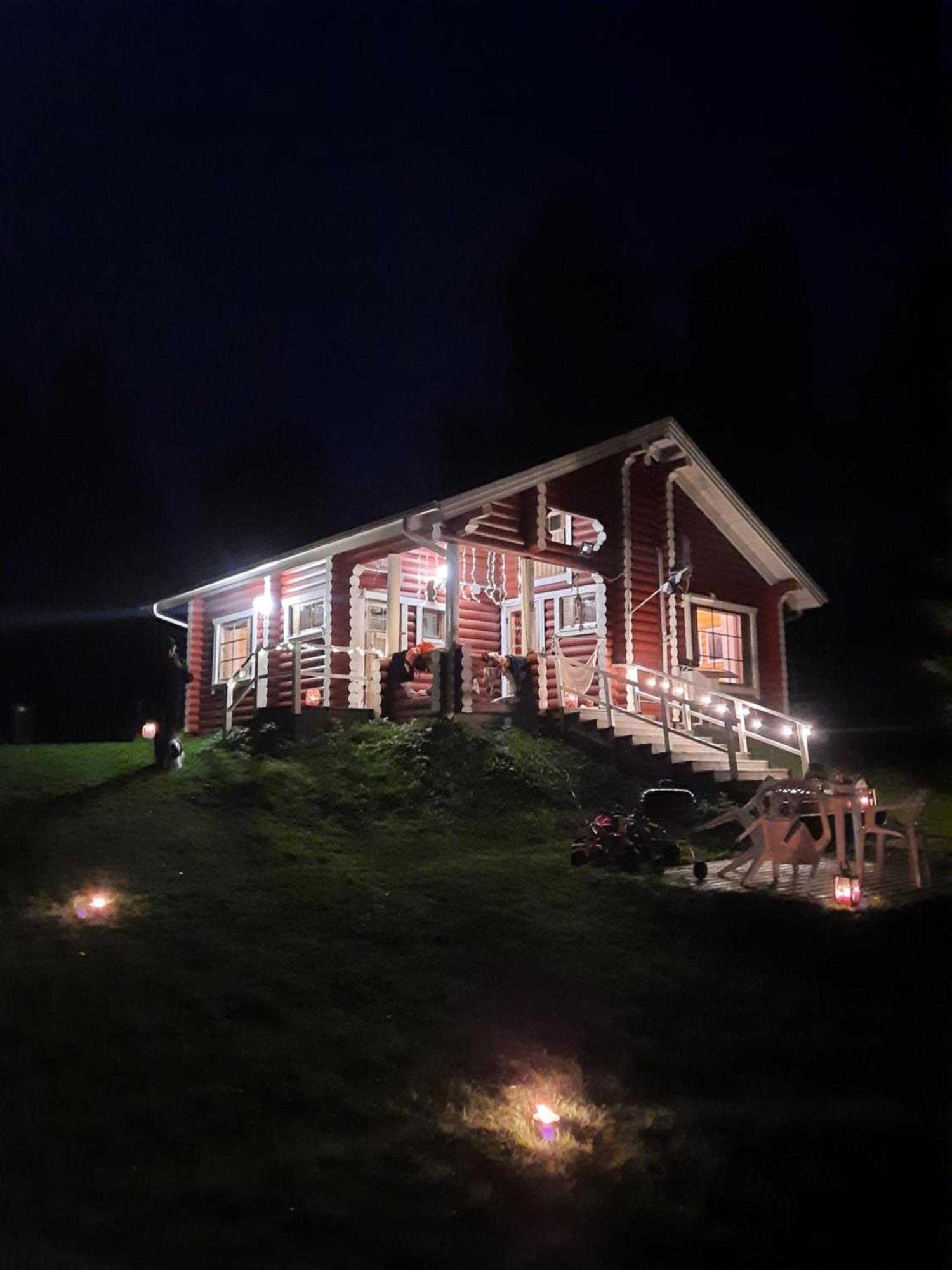 Lapin Villa Hiisi Joen Rannalla Ranua Esterno foto