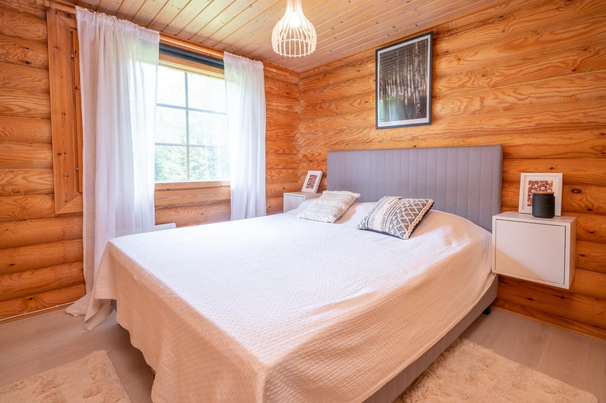 Lapin Villa Hiisi Joen Rannalla Ranua Esterno foto
