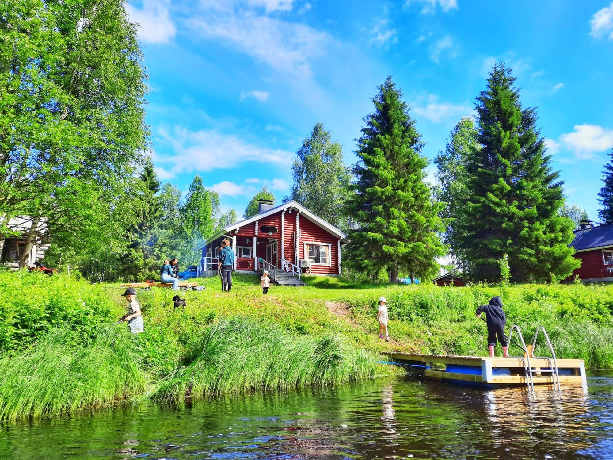 Lapin Villa Hiisi Joen Rannalla Ranua Esterno foto